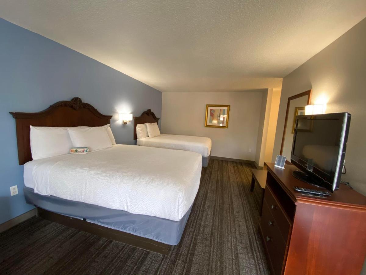 Hotel South Tampa & Suites Екстериор снимка